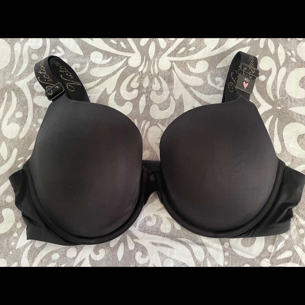 NWT Victoria Secret padded bra
